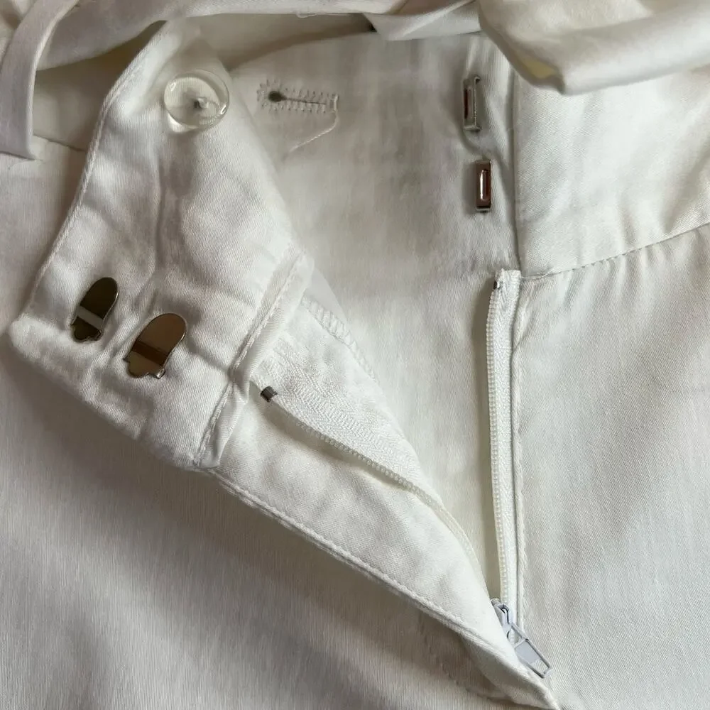 THE LIMITED Cassidy Fit Shorts in White Women's Size 6